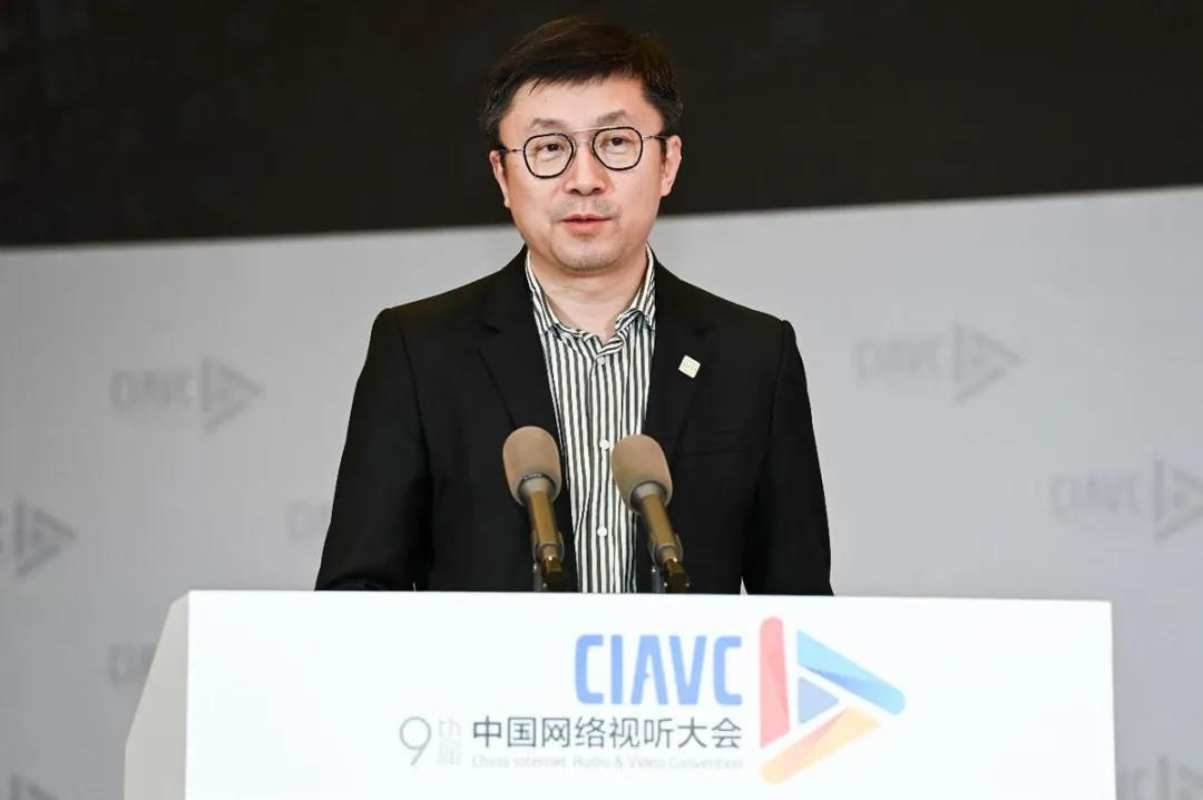 观察 | 创新型献礼、媒体深度融合，与史上最出圈的长短视频之争